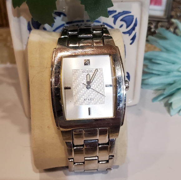 ?️GUESS Gorgeous stainless steel watch main image 5